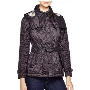Burberry Short Finsbridge Quilted Coat
